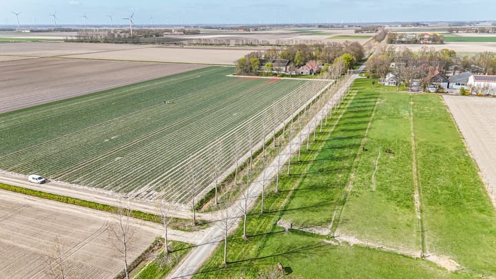 Foto 70 van Zuidermiddenweg 17-1