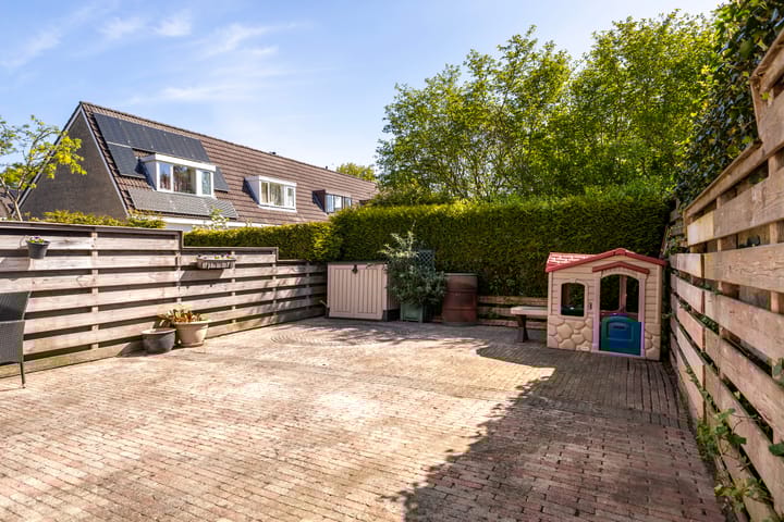 Photo 6 of Jan Piebengawei 6