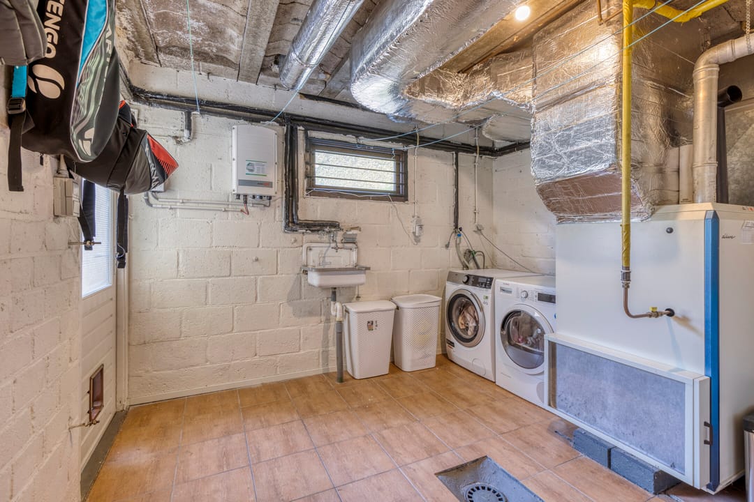 Photo 38 of Manzardstraat 5