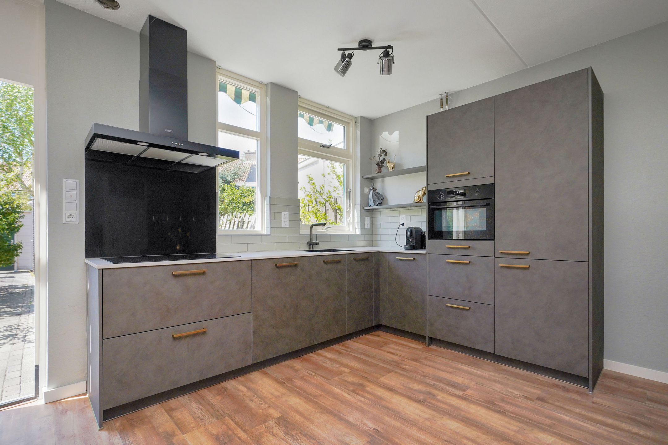 Photo 12 of Dovenetel 19