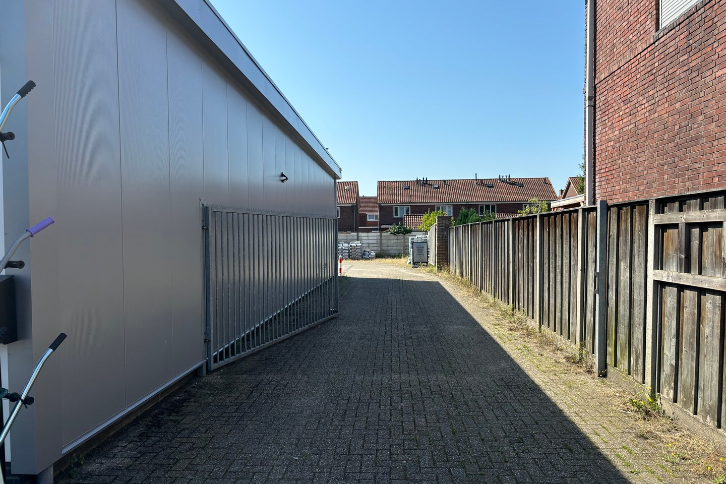 View photo 4 of Gronausestraat 1046-A