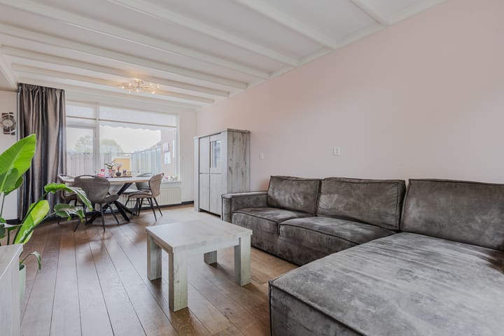 Foto 8 van Burgemeester Elkhuizenlaan 56