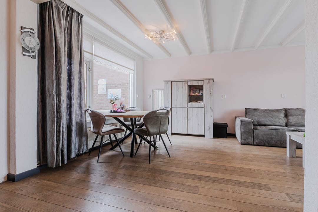 Foto 11 van Burgemeester Elkhuizenlaan 56