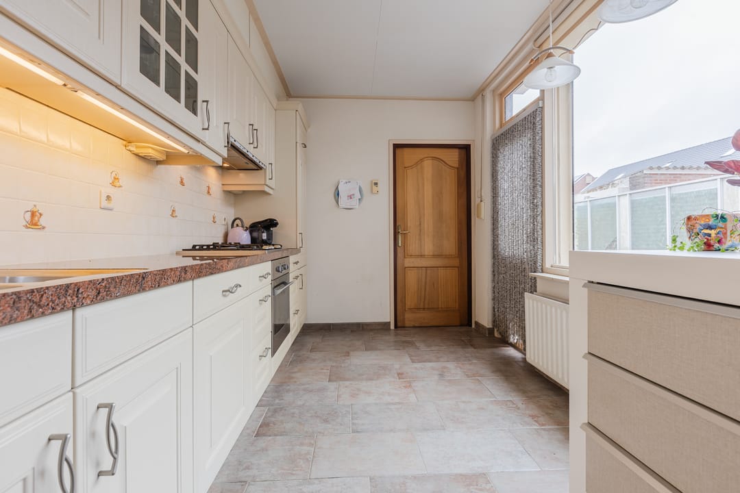 Foto 13 van Burgemeester Elkhuizenlaan 56