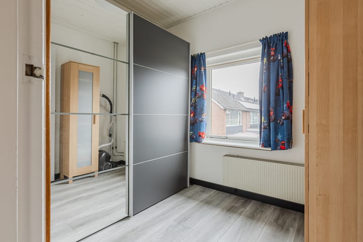 Foto 24 van Burgemeester Elkhuizenlaan 56