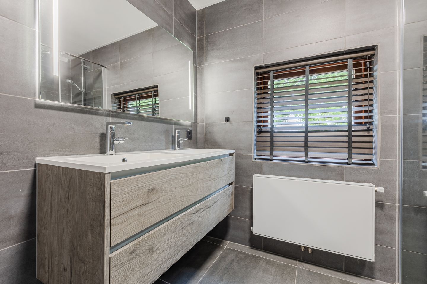 Foto 29 van Burgemeester Elkhuizenlaan 56