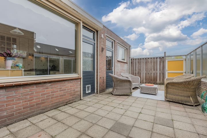 Foto 37 van Burgemeester Elkhuizenlaan 56