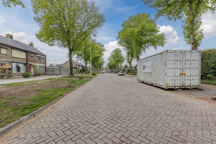 Foto 39 van Burgemeester Elkhuizenlaan 56