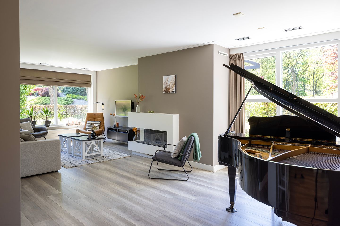 Photo 20 of Jachtlaan 1