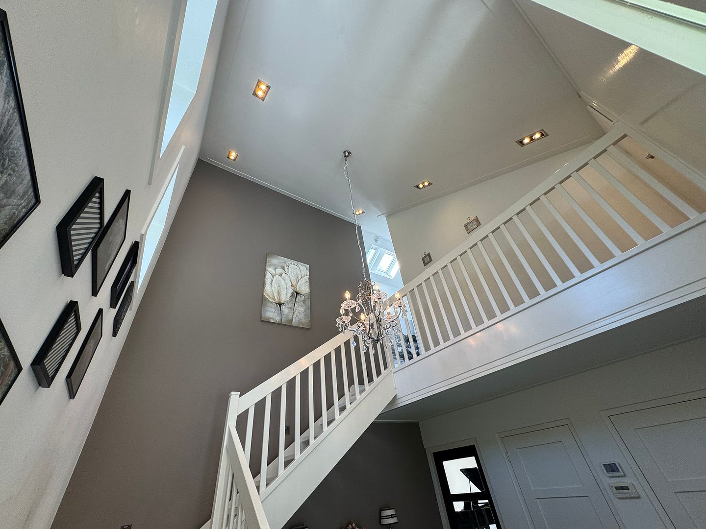 Photo 35 of Jachtlaan 1