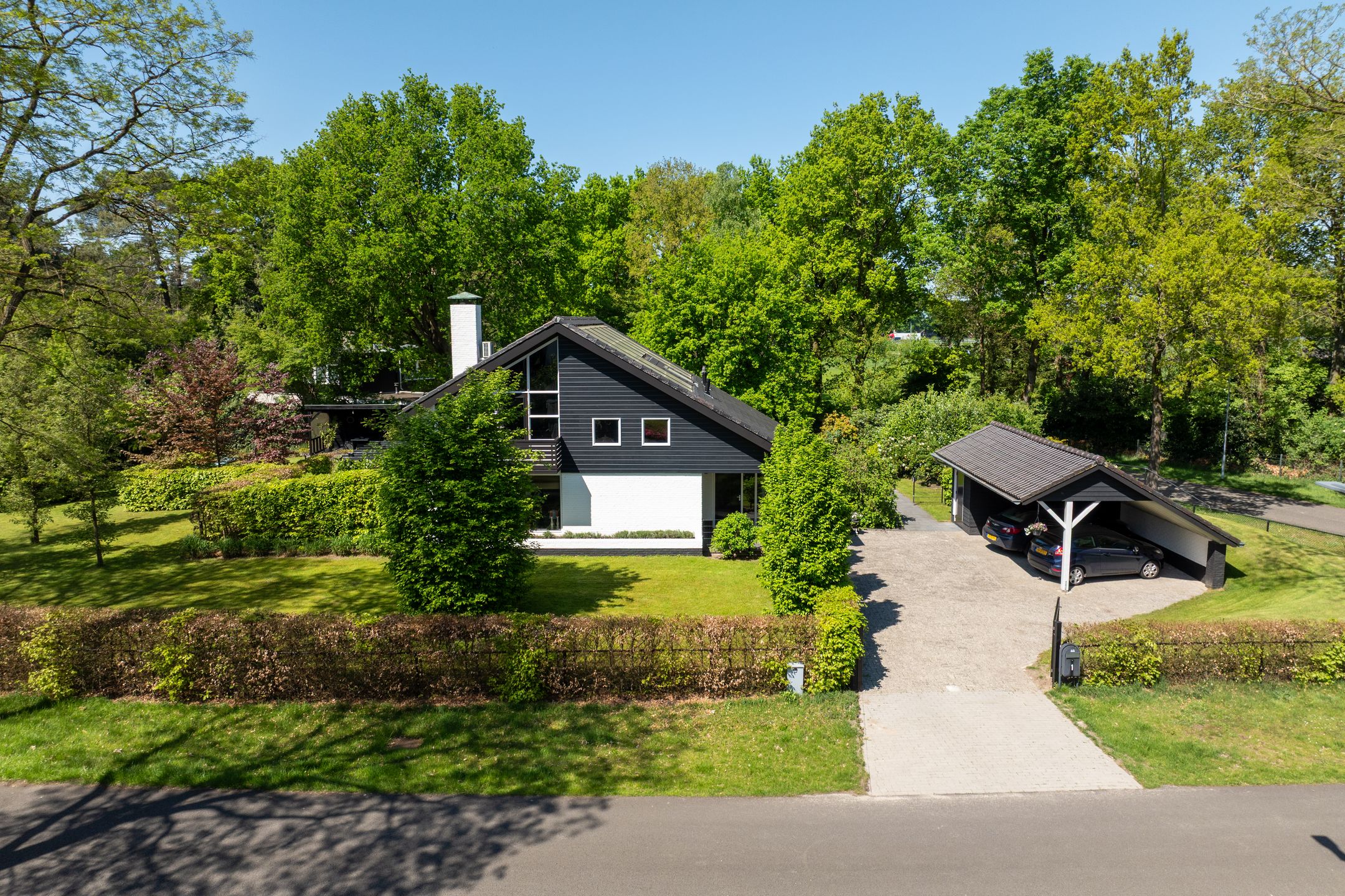 Photo 63 of Jachtlaan 1