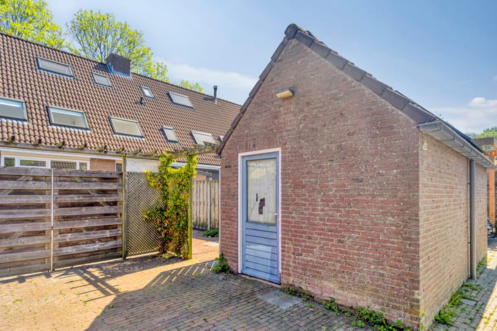 Photo 3 of Smaragd 43