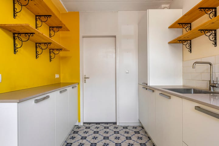 Foto 9 van Smaragd 43