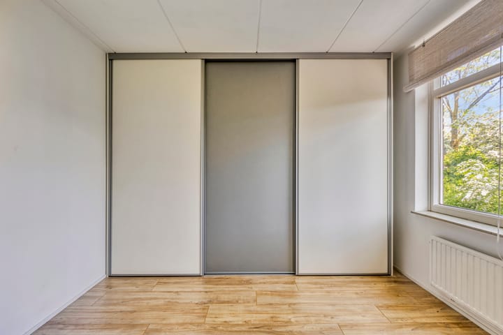 Foto 14 van Smaragd 43