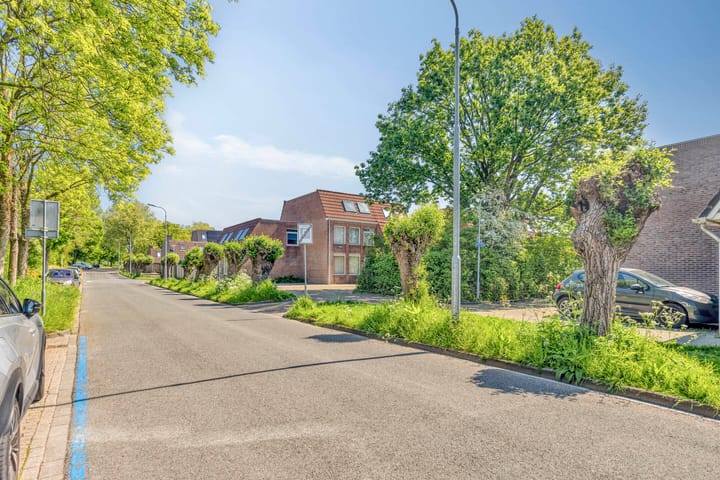 Foto 32 van Smaragd 43