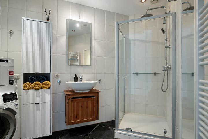 Photo 4 of Bovenmeester 19