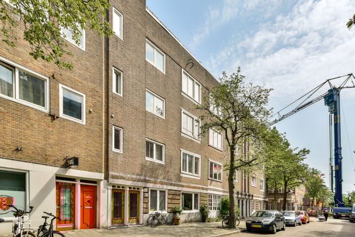 Photo 3 of Vechtstraat 65-H