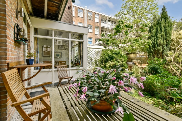 Photo 13 of Vechtstraat 65-H