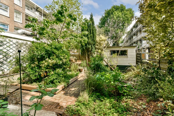 Photo 14 of Vechtstraat 65-H