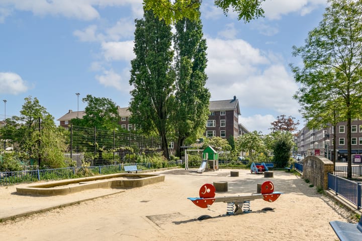 Photo 26 of Vechtstraat 65-H