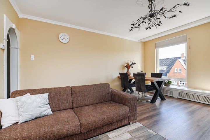 Foto 22 van Loosduinse Hoofdstraat 253