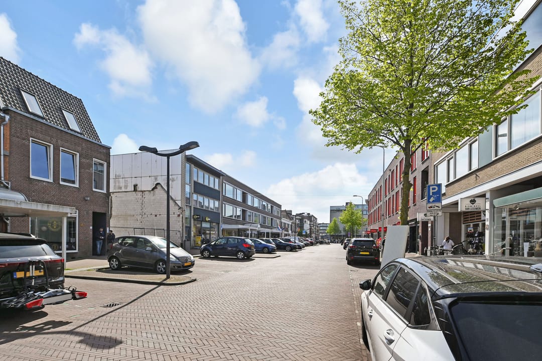 Photo 38 of Loosduinse Hoofdstraat 253