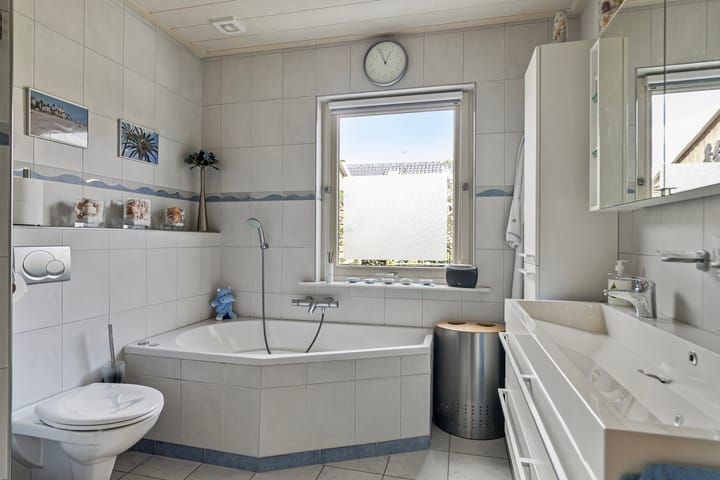 Photo 12 of Emmalaan 20