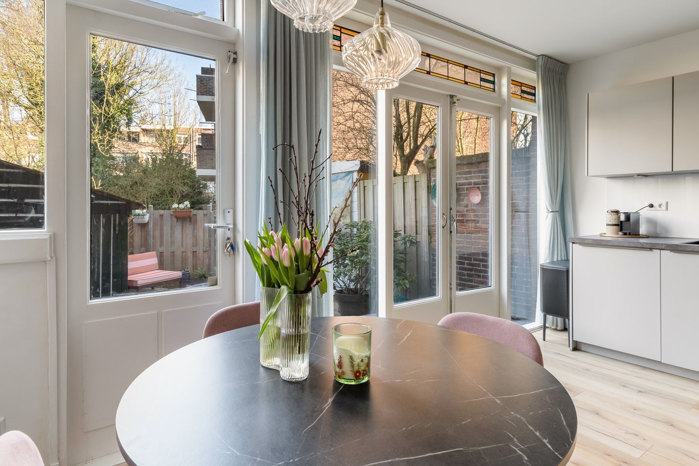 Foto 14 van Donker Curtiusstraat 26-B