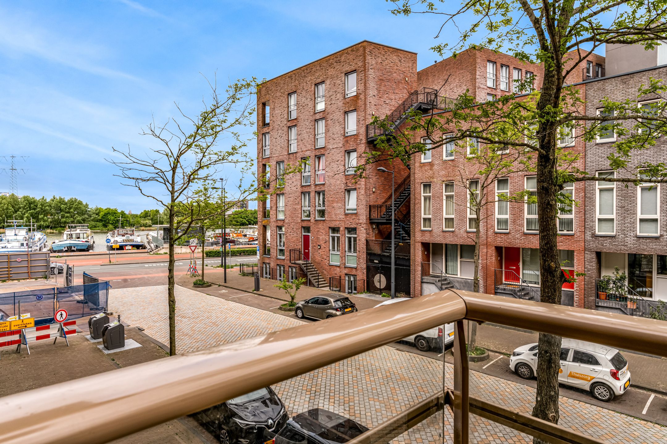 Foto 15 van Johan van der Keukenstraat 75-E