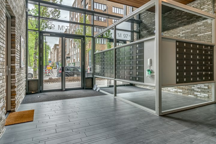 Foto 24 van Johan van der Keukenstraat 75-E