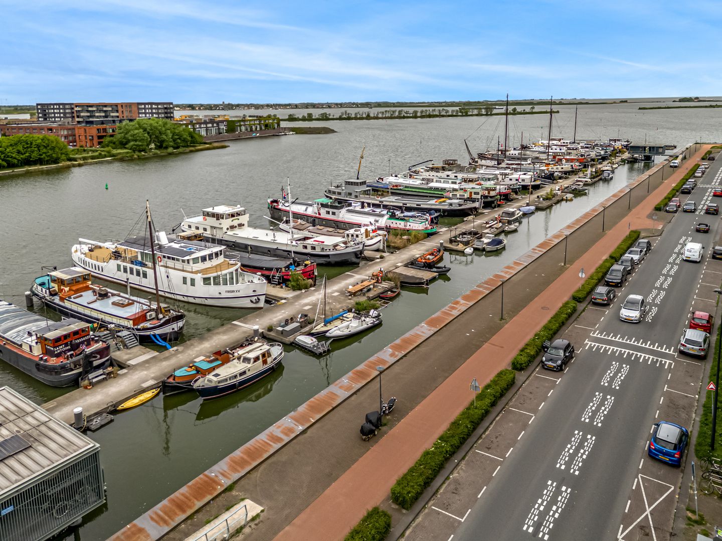 Foto 34 van Johan van der Keukenstraat 75-E