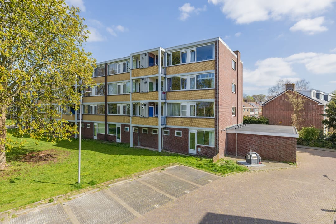 Photo 32 of Angelenhorst 17-B