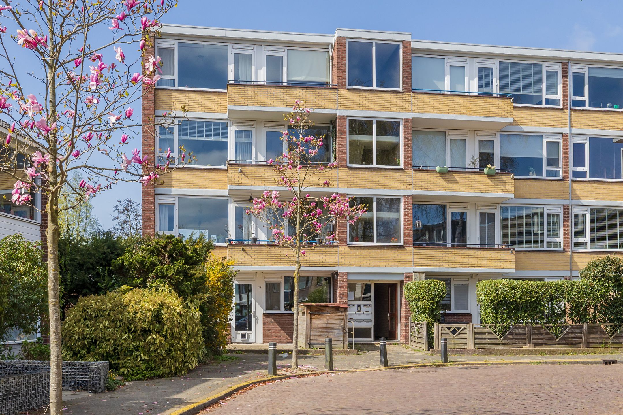 Photo 33 of Angelenhorst 17-B