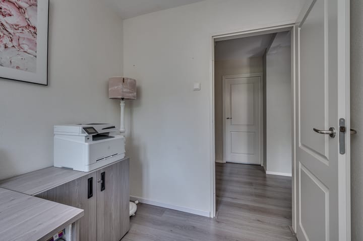 Photo 32 of Graaf Hendrik van den Bergstraat 11