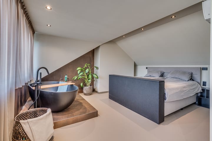 Photo 38 of Graaf Hendrik van den Bergstraat 11