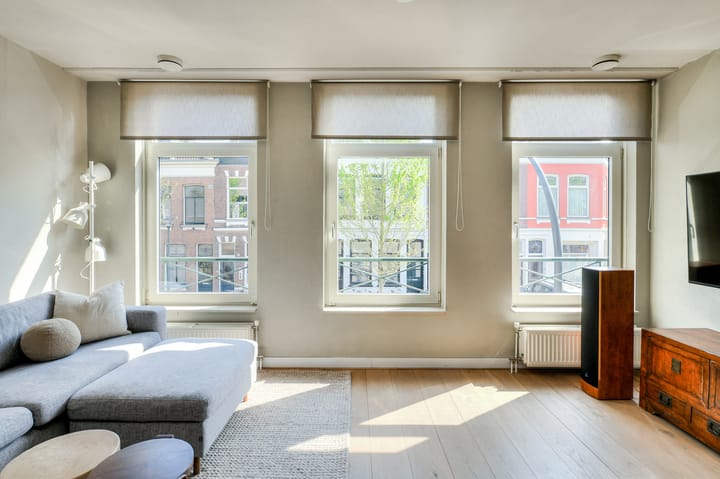 Photo 3 of Godevaert Montensstraat 22-A