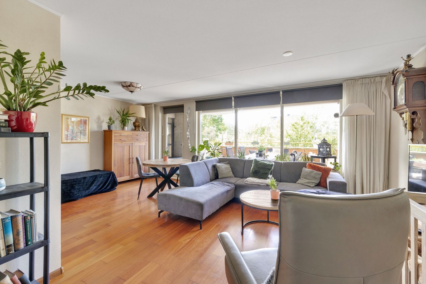 Foto 10 van Etudestraat 47