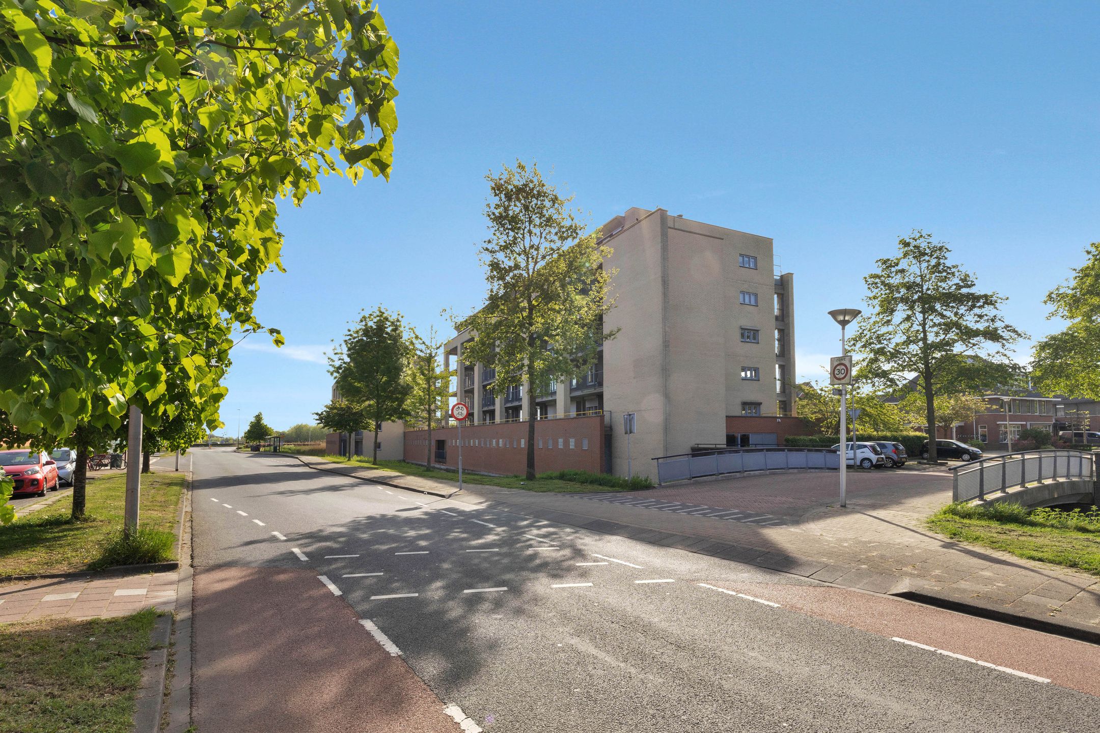 Foto 30 van Etudestraat 47