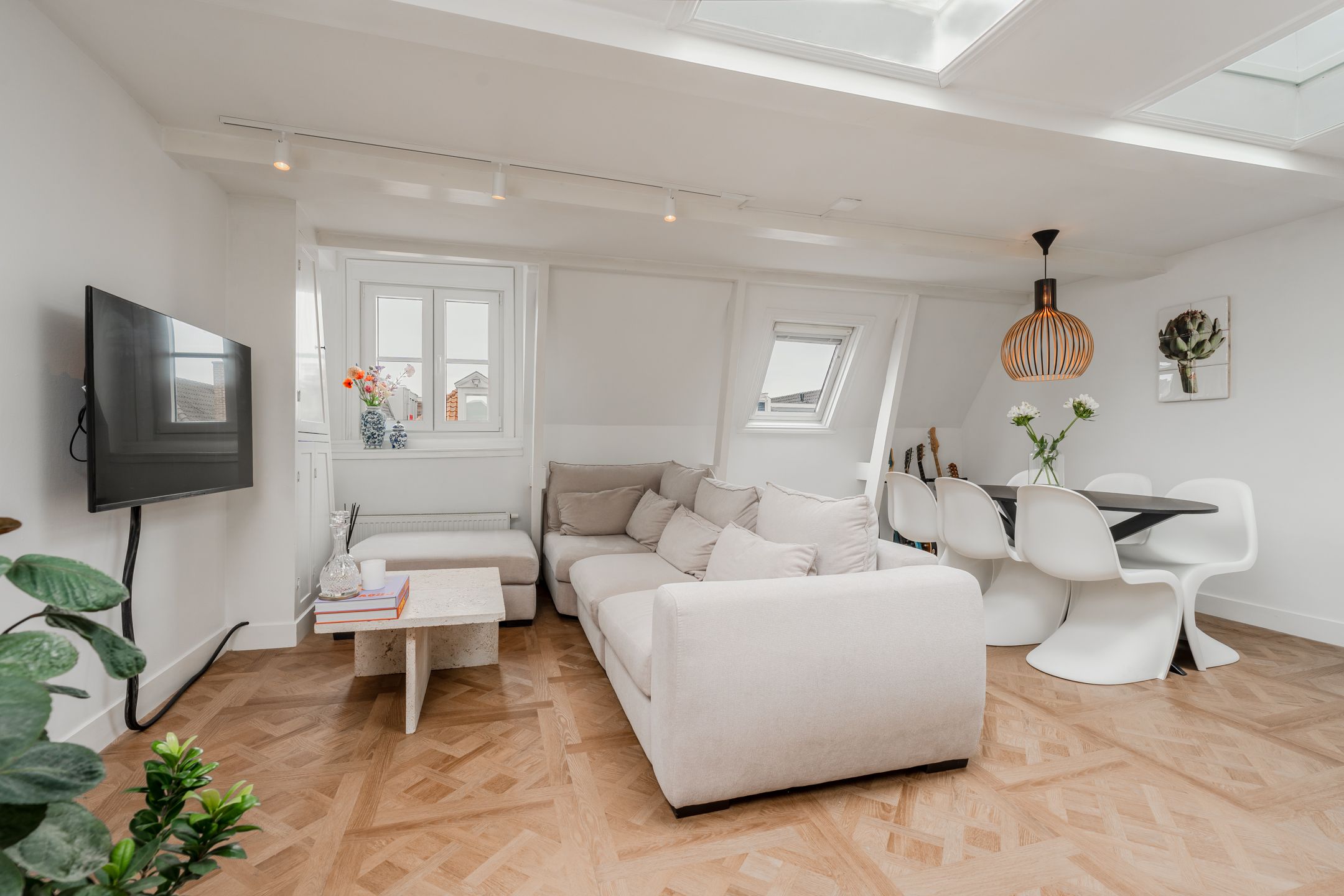 Photo 3 of Plantage Badlaan 8-E