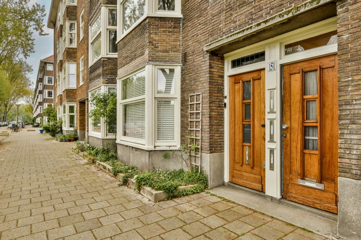 Foto 33 van Postjeskade 151-4