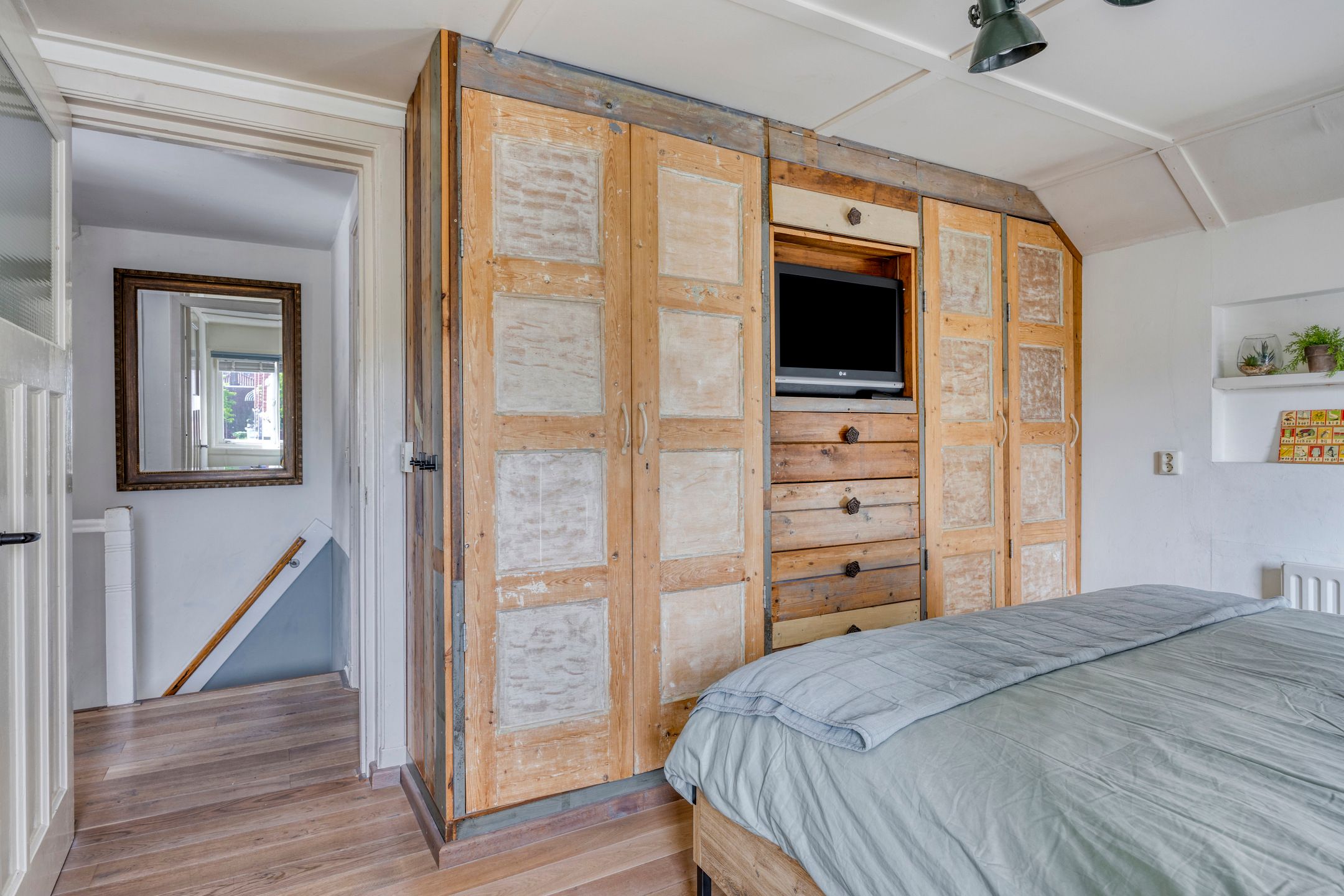 Photo 27 of Heistraat 48