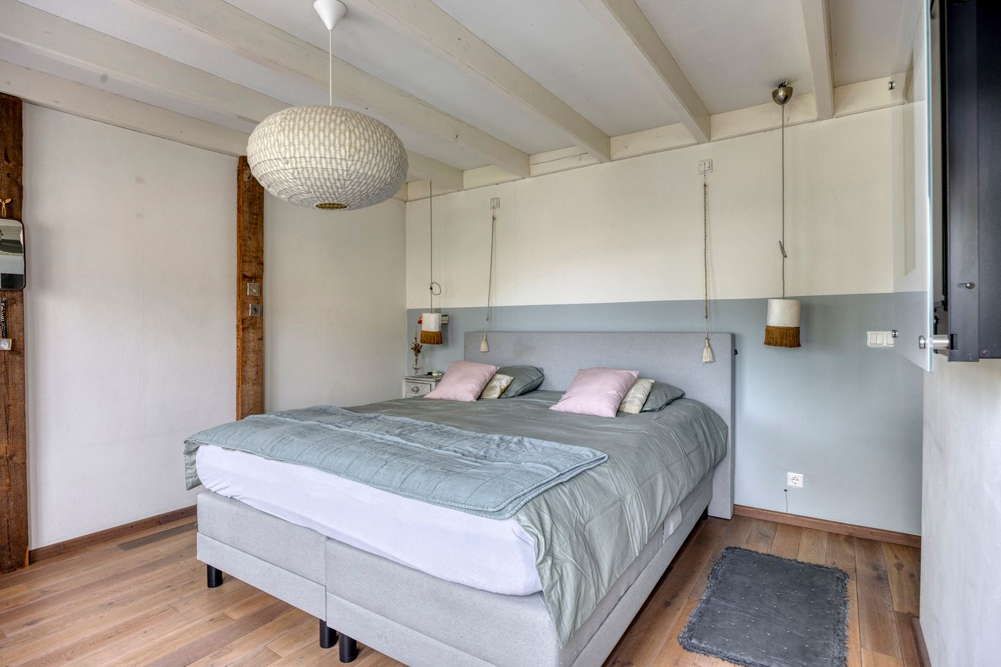 Photo 34 of Heistraat 48