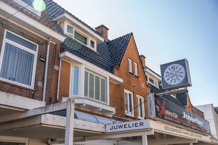 Foto 36 van Loosduinse Hoofdstraat 168