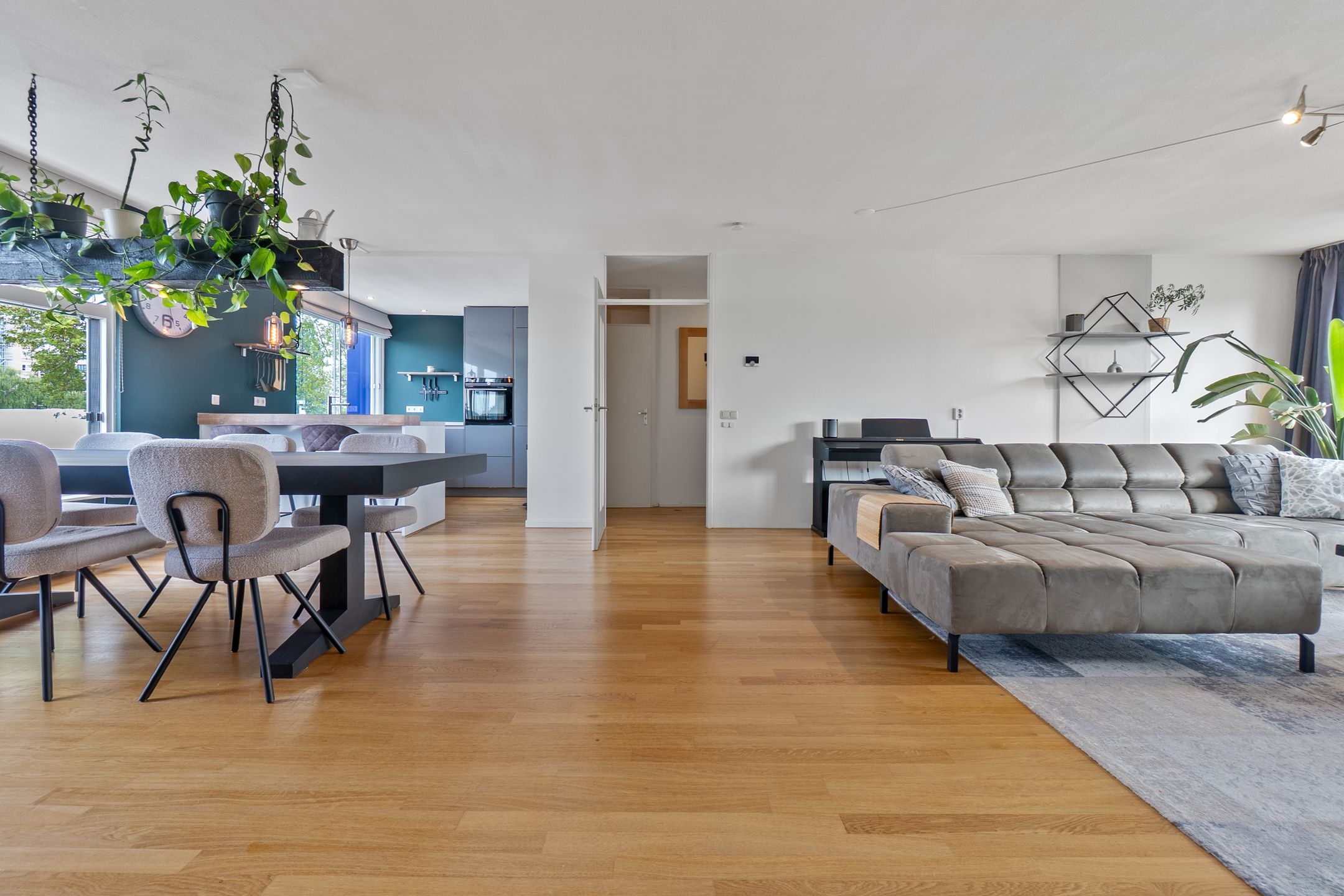 Foto 18 van Zoeterwoudseweg 44