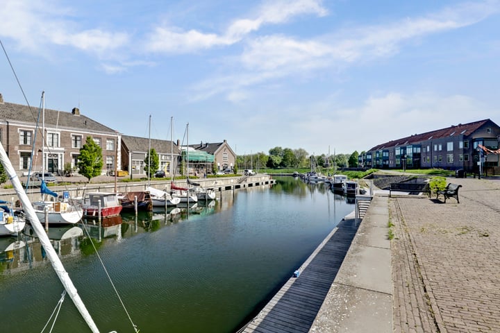 Foto 36 van Haven Zuidzijde 18