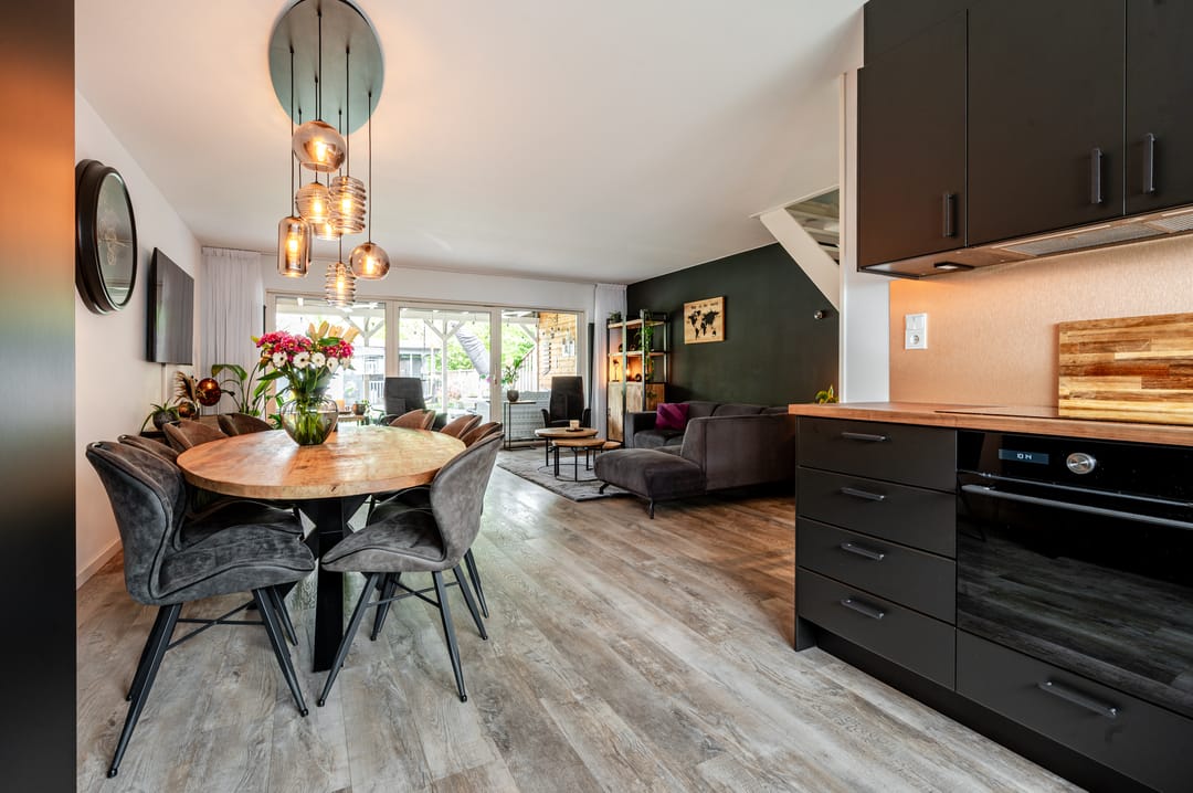 Photo 8 of Karveel 58 92