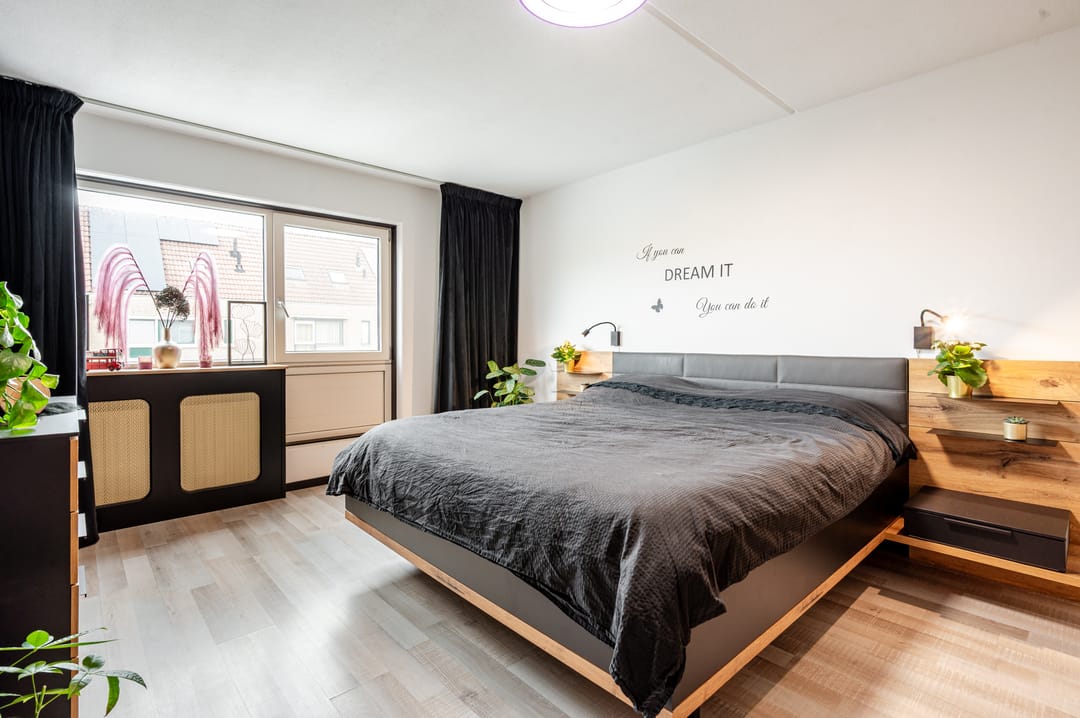 Photo 23 of Karveel 58 92