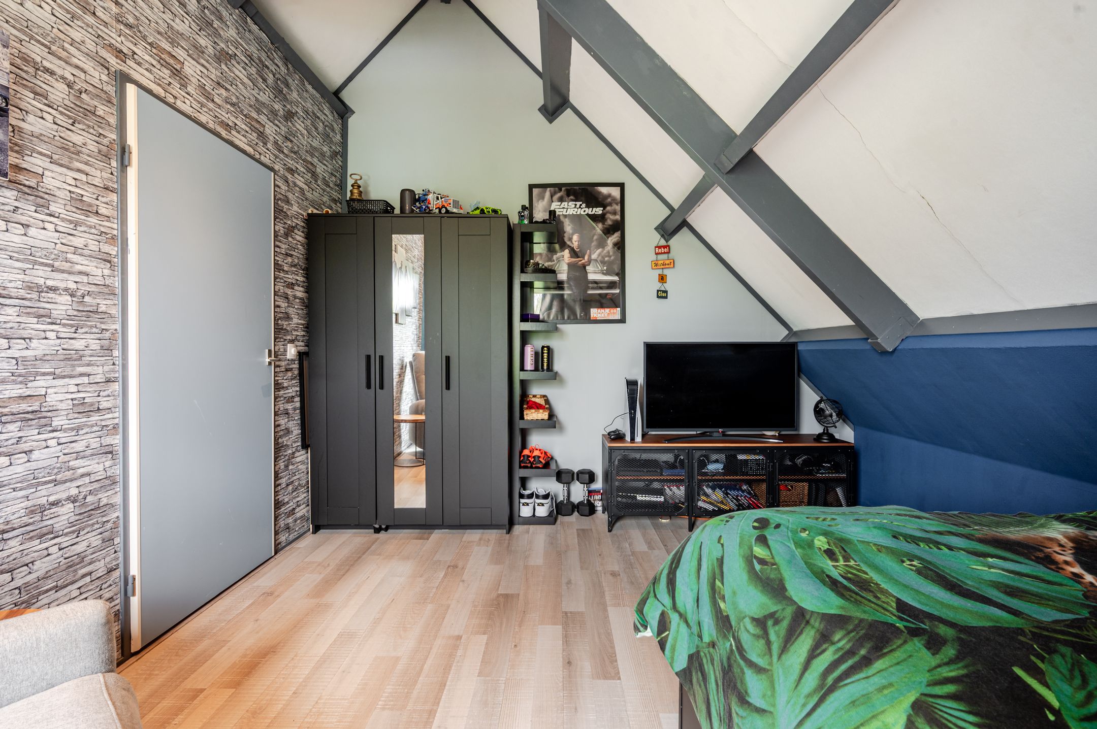 Photo 33 of Karveel 58 92