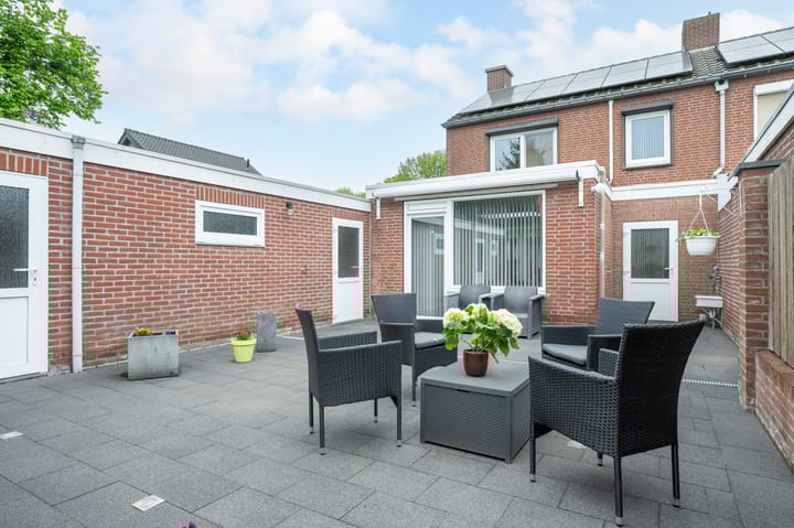 Foto 28 van Velgraafweg 8