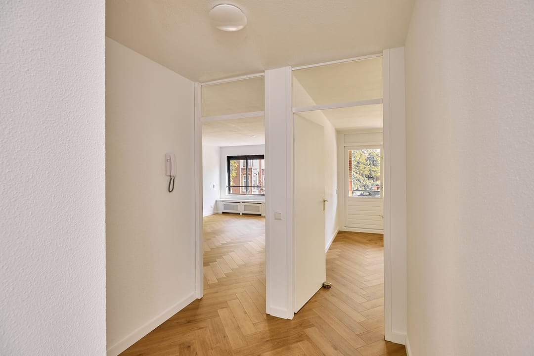 Foto 7 van Carry van Bruggenstraat 15